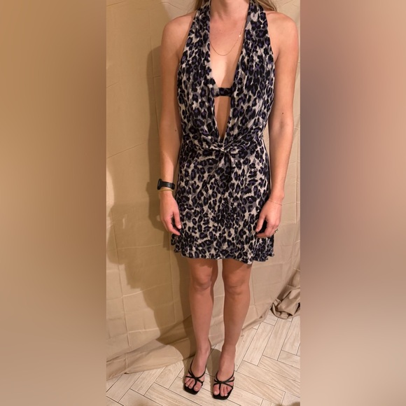 Y2K Leopard Dress with Cowl Back and Flattering Front Knot - Picture 9 of 10